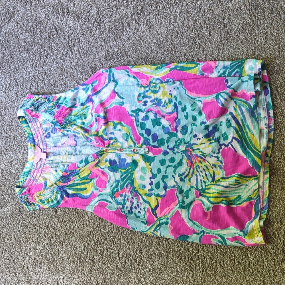 Lily Pulitzer Essie top